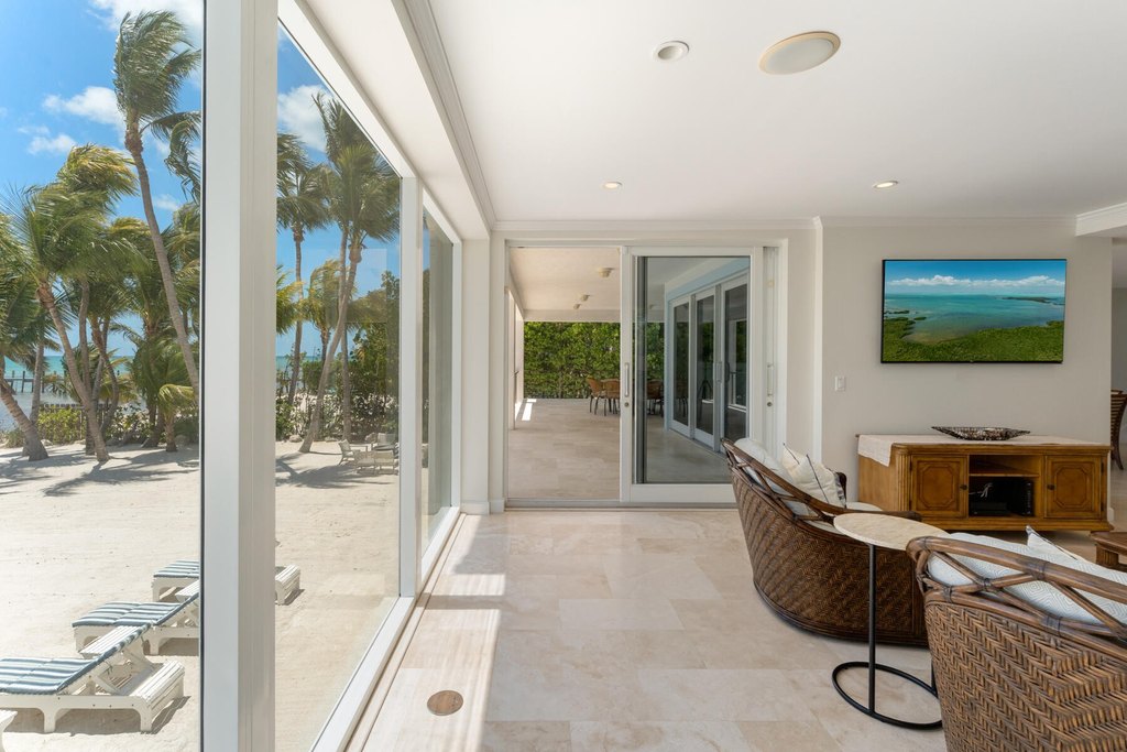 Lower Matecumbe, Florida, 33036, United States, 5 Bedrooms Bedrooms, ,6.5 BathroomsBathrooms,Residential,Forsale,1971976