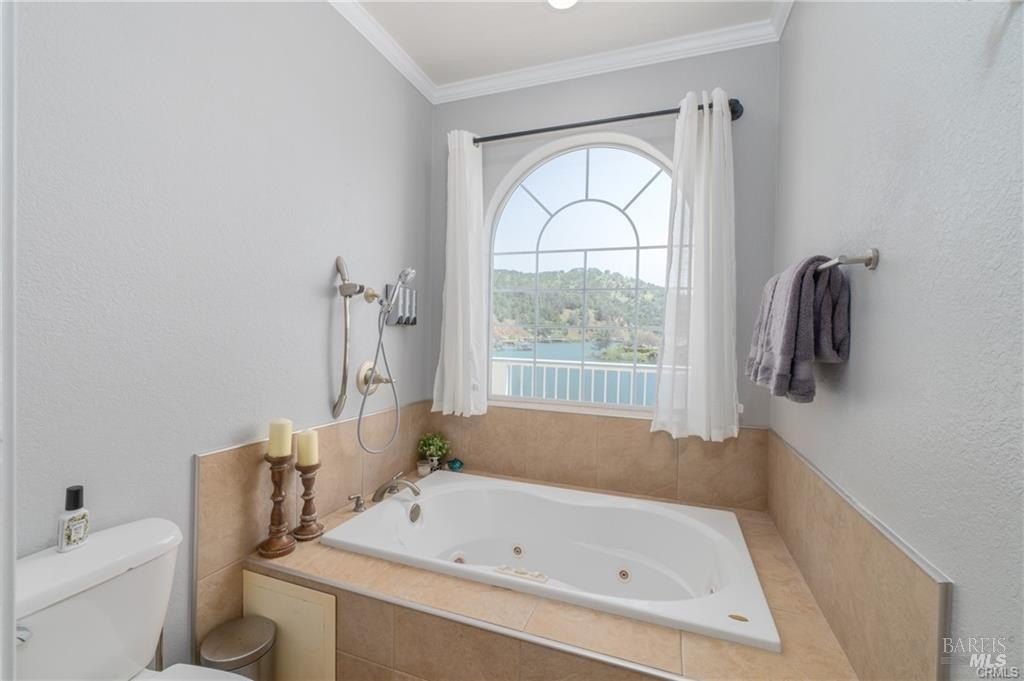 Clearlake, California, 95424, United States, 3 Bedrooms Bedrooms, ,3.5 BathroomsBathrooms,Residential,Forsale,1918969