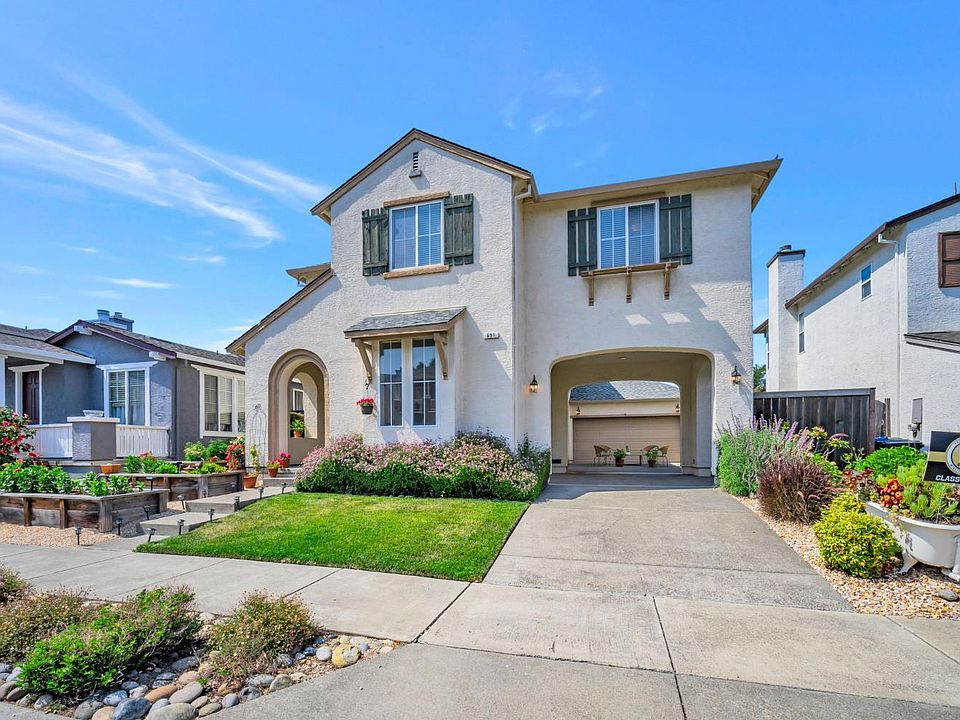 Windsor, California, 95492, United States, 3 Bedrooms Bedrooms, ,3 BathroomsBathrooms,Residential,Forsale,1918904