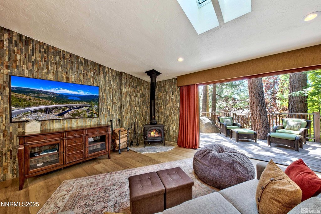 Zephyr Cove, Nevada, 89448, United States, 3 Bedrooms Bedrooms, ,2 BathroomsBathrooms,Residential,Forsale,1933924