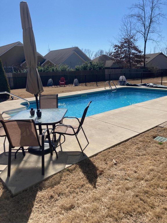 Ooltewah, Tennessee, 37363, United States, 3 Bedrooms Bedrooms, ,2.5 BathroomsBathrooms,Residential,Forsale,1894428