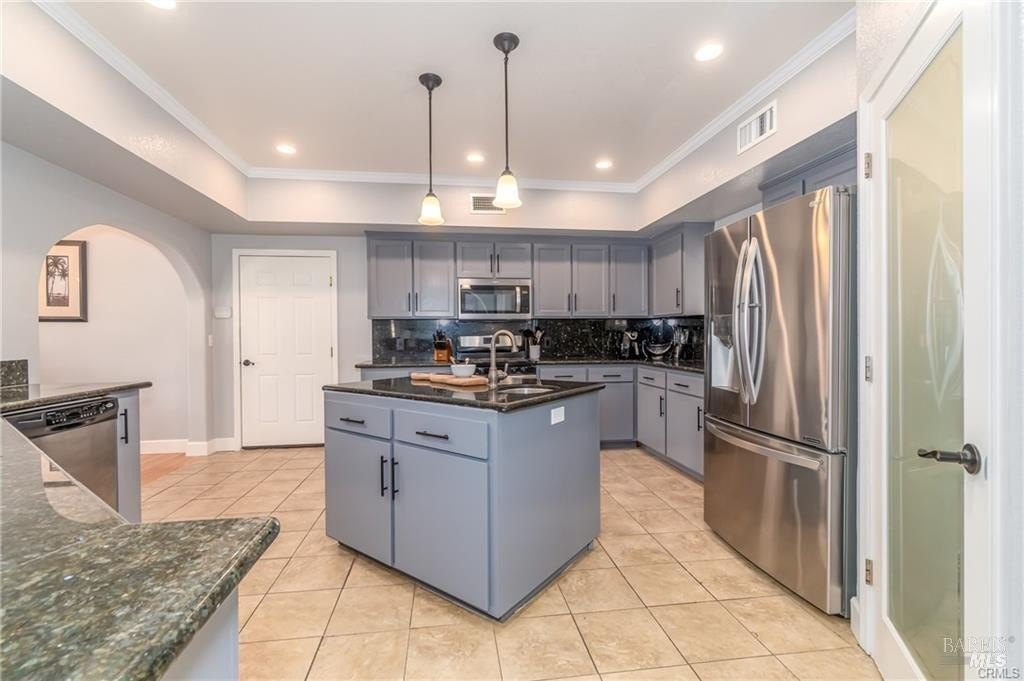 Clearlake, California, 95424, United States, 3 Bedrooms Bedrooms, ,3.5 BathroomsBathrooms,Residential,Forsale,1918969