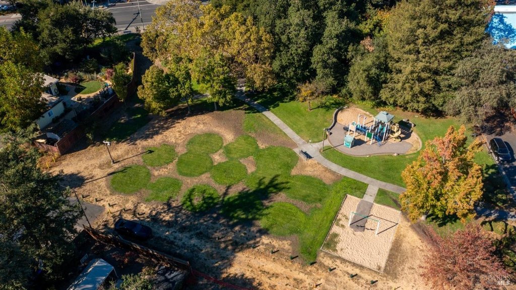 Santa Rosa, California, 95404, United States, ,Residential,Forsale,1952103