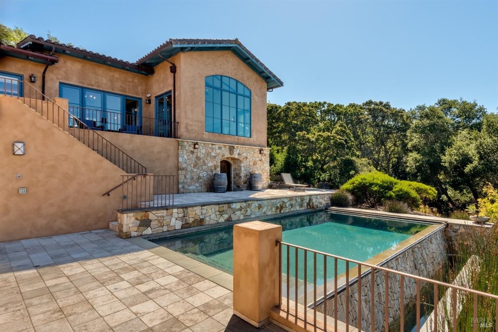 Santa Rosa, California, 95404, United States, 4 Bedrooms Bedrooms, ,4.5 BathroomsBathrooms,Residential,Forsale,1929185