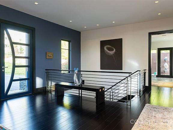 Asheville, North Carolina, 28803, United States, 4 Bedrooms Bedrooms, ,4 BathroomsBathrooms,Residential,Forsale,1886081