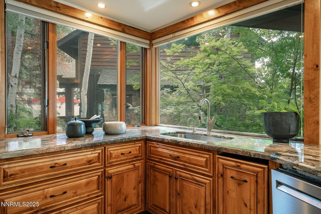 Glenbrook, Nevada, 89413, United States, 4 Bedrooms Bedrooms, ,3.5 BathroomsBathrooms,Residential,Forsale,1933922