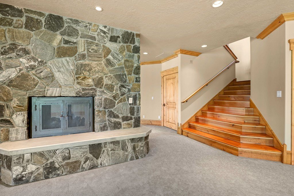Donnelly, Idaho, 83615, United States, 4 Bedrooms Bedrooms, ,3.5 BathroomsBathrooms,Residential,Forsale,1889369