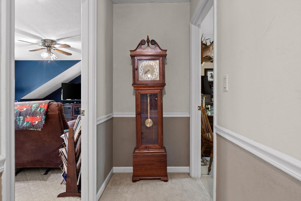 Signal Mountain, Tennessee, 37377, United States, 4 Bedrooms Bedrooms, ,2.5 BathroomsBathrooms,Residential,Forsale,1894386