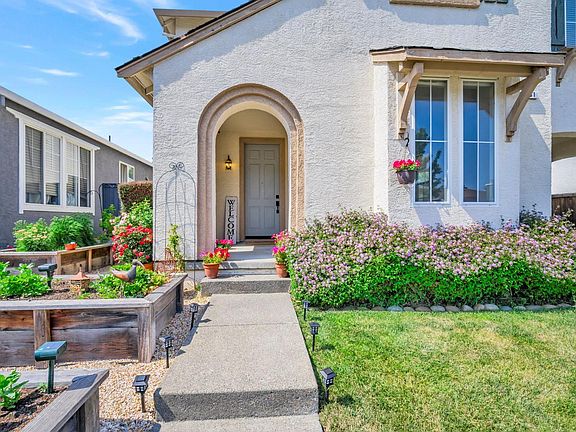 Windsor, California, 95492, United States, 3 Bedrooms Bedrooms, ,3 BathroomsBathrooms,Residential,Forsale,1918904