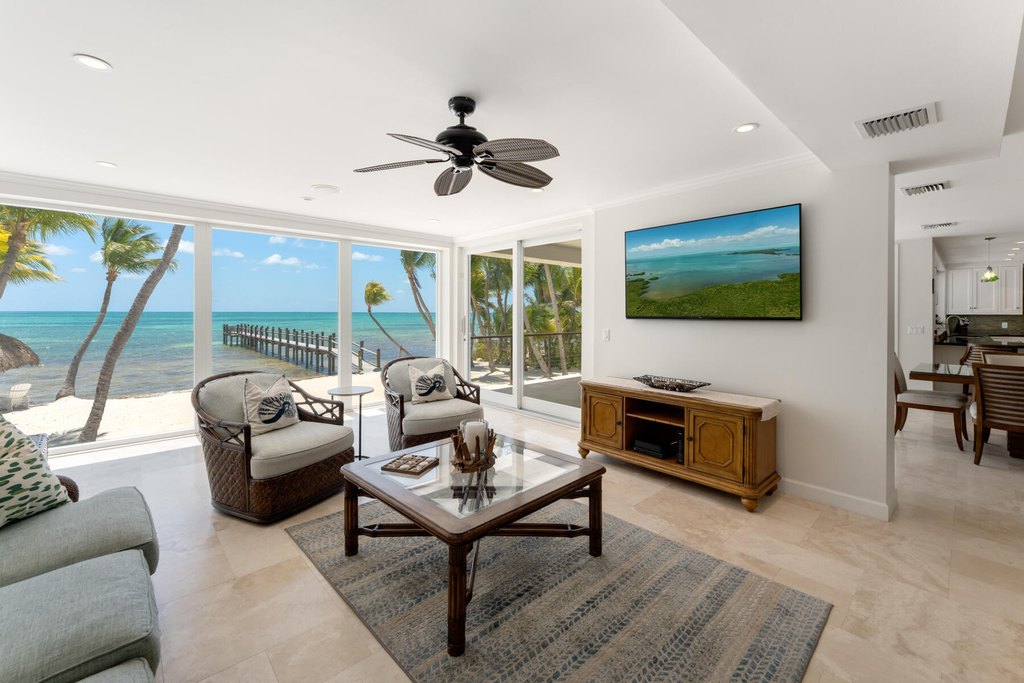 Lower Matecumbe, Florida, 33036, United States, 5 Bedrooms Bedrooms, ,6.5 BathroomsBathrooms,Residential,Forsale,1971976