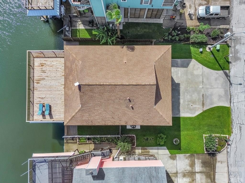 Tiki Island, Texas, 77554, United States, 2 Bedrooms Bedrooms, ,2.5 BathroomsBathrooms,Residential,Forsale,1953101
