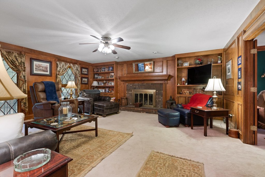 Signal Mountain, Tennessee, 37377, United States, 4 Bedrooms Bedrooms, ,2.5 BathroomsBathrooms,Residential,Forsale,1894386