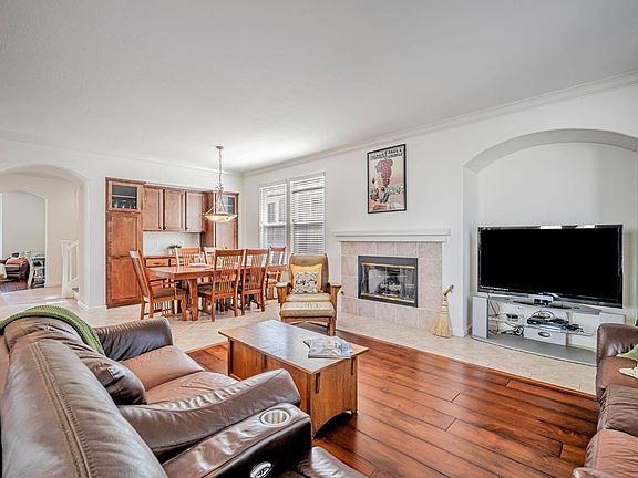 Windsor, California, 95492, United States, 3 Bedrooms Bedrooms, ,3 BathroomsBathrooms,Residential,Forsale,1918904