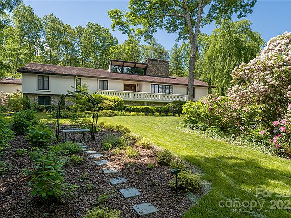 Asheville, North Carolina, 28803, United States, 6 Bedrooms Bedrooms, ,6 BathroomsBathrooms,Residential,Forsale,1886079