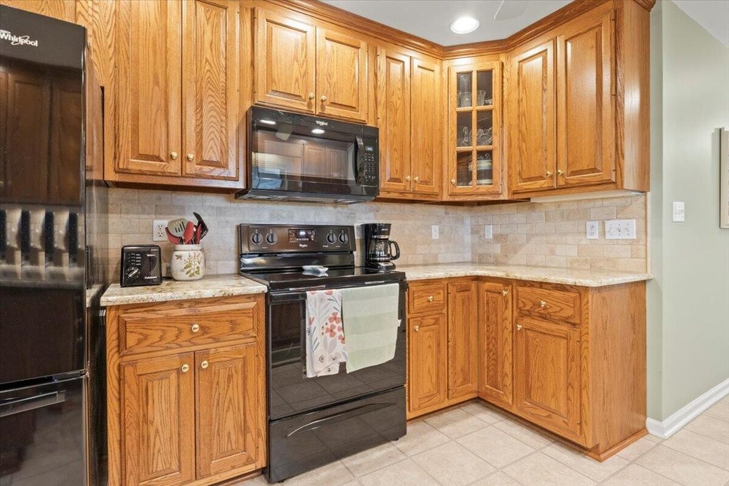 Jefferson City, Tennessee, 37760, United States, 4 Bedrooms Bedrooms, ,2.5 BathroomsBathrooms,Residential,Forsale,1919016