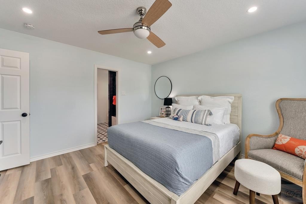 Tiki Island, Texas, 77554, United States, 2 Bedrooms Bedrooms, ,2.5 BathroomsBathrooms,Residential,Forsale,1953101