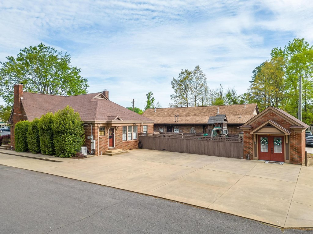 Cleveland, Tennessee, 37311, United States, 4 Bedrooms Bedrooms, ,4 BathroomsBathrooms,Residential,Forsale,1922184