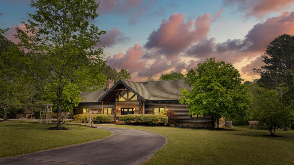 Hollywood, Alabama, 35752, United States, 4 Bedrooms Bedrooms, ,2.5 BathroomsBathrooms,Residential,Forsale,1922209