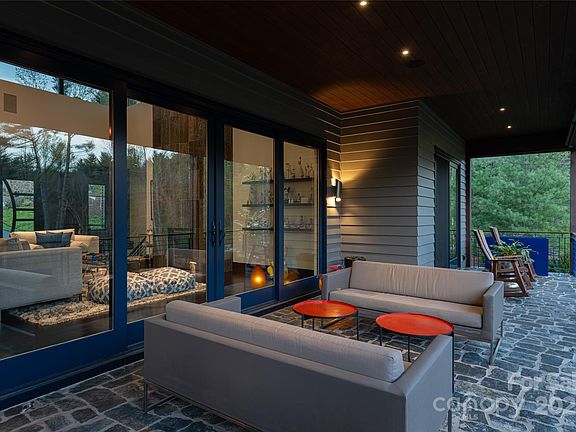 Asheville, North Carolina, 28803, United States, 4 Bedrooms Bedrooms, ,4 BathroomsBathrooms,Residential,Forsale,1886081