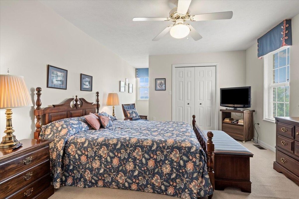 Jefferson City, Tennessee, 37760, United States, 4 Bedrooms Bedrooms, ,2.5 BathroomsBathrooms,Residential,Forsale,1919016