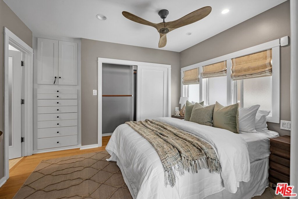 Malibu, California, 90265, United States, 3 Bedrooms Bedrooms, ,3 BathroomsBathrooms,Residential,Forsale,1922128