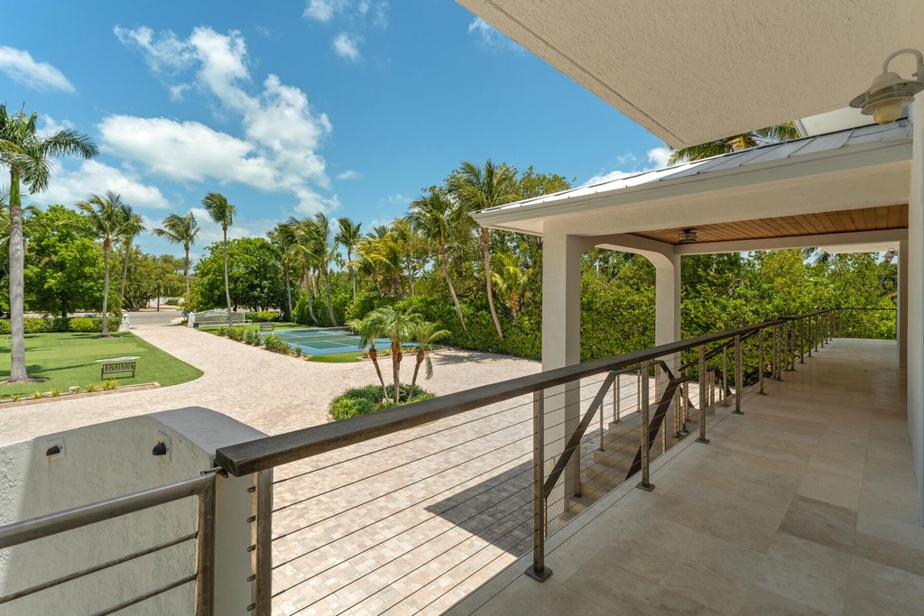 Lower Matecumbe, Florida, 33036, United States, 5 Bedrooms Bedrooms, ,6.5 BathroomsBathrooms,Residential,Forsale,1971976