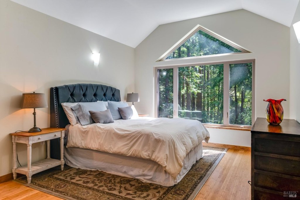 Jenner, California, 95450, United States, 2 Bedrooms Bedrooms, ,2.5 BathroomsBathrooms,Residential,Forsale,1918911