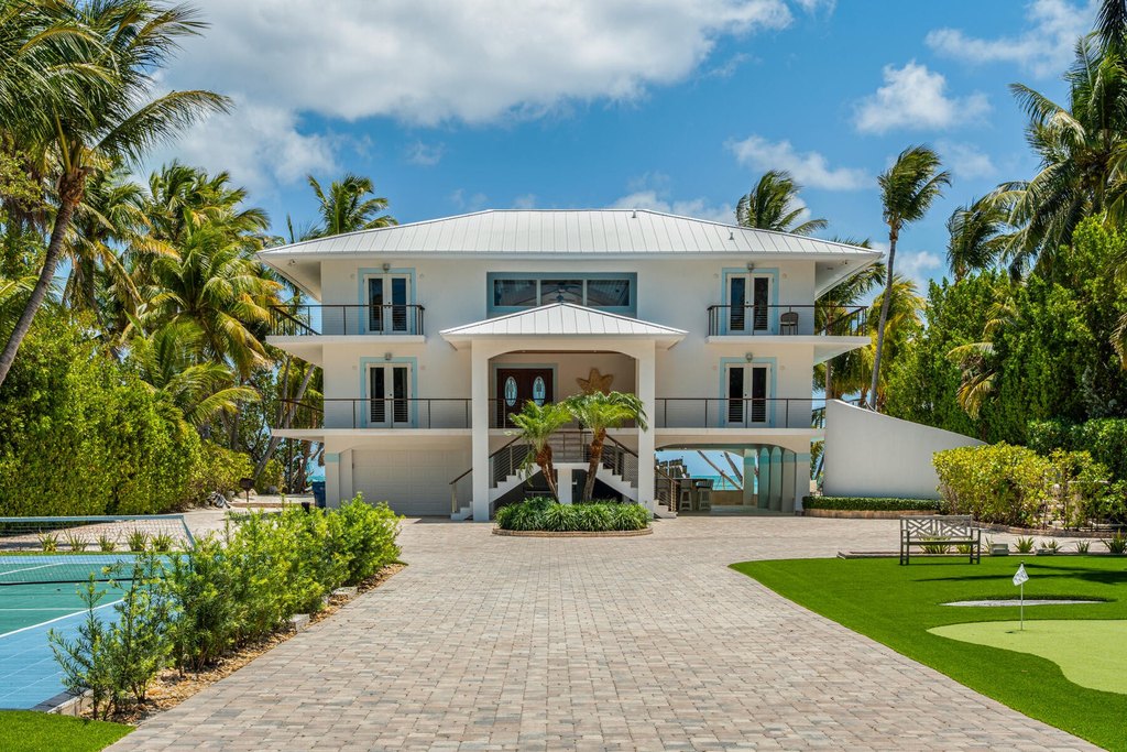 Lower Matecumbe, Florida, 33036, United States, 5 Bedrooms Bedrooms, ,6.5 BathroomsBathrooms,Residential,Forsale,1971976