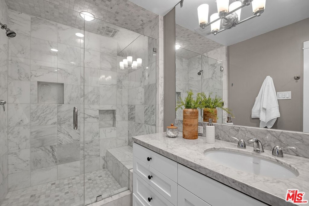 Malibu, California, 90265, United States, 3 Bedrooms Bedrooms, ,3 BathroomsBathrooms,Residential,Forsale,1922128