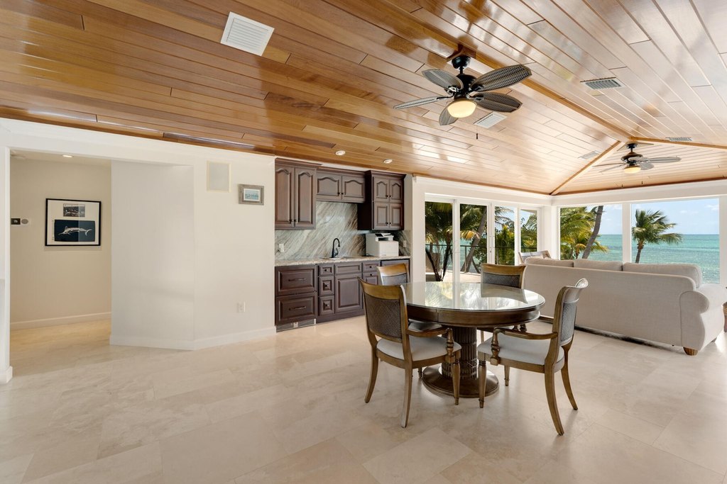 Lower Matecumbe, Florida, 33036, United States, 5 Bedrooms Bedrooms, ,6.5 BathroomsBathrooms,Residential,Forsale,1971976