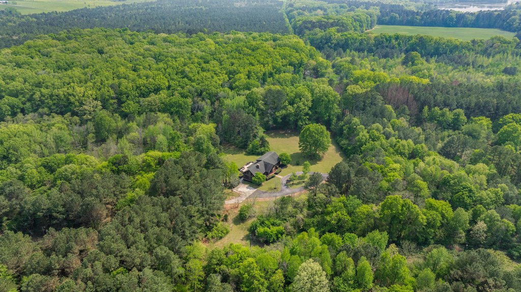 Hollywood, Alabama, 35752, United States, 4 Bedrooms Bedrooms, ,2.5 BathroomsBathrooms,Residential,Forsale,1922209