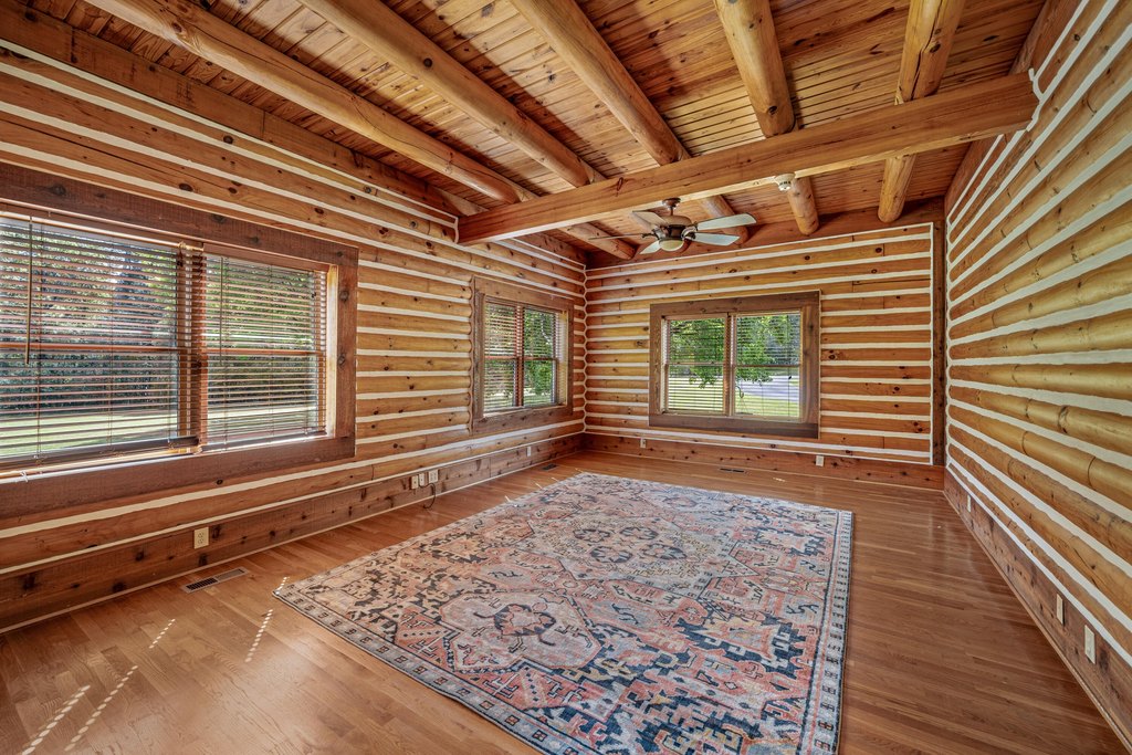 Hollywood, Alabama, 35752, United States, 4 Bedrooms Bedrooms, ,2.5 BathroomsBathrooms,Residential,Forsale,1922209