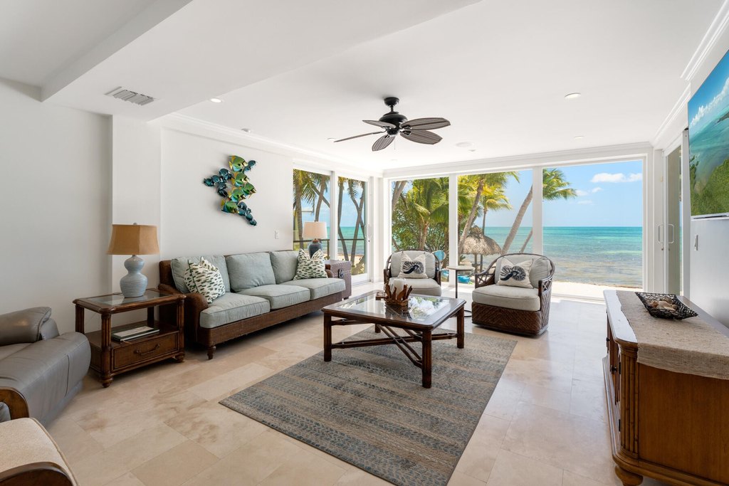 Lower Matecumbe, Florida, 33036, United States, 5 Bedrooms Bedrooms, ,6.5 BathroomsBathrooms,Residential,Forsale,1971976