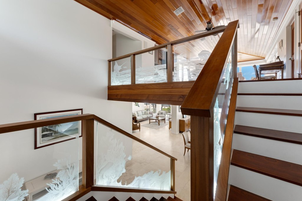 Lower Matecumbe, Florida, 33036, United States, 5 Bedrooms Bedrooms, ,6.5 BathroomsBathrooms,Residential,Forsale,1971976