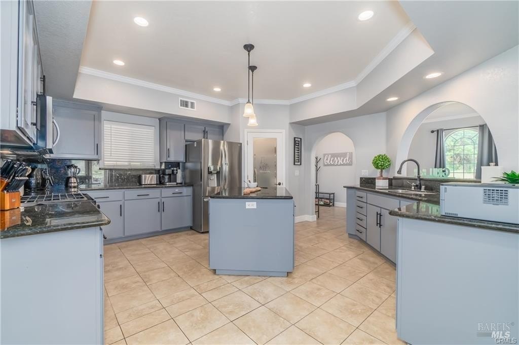 Clearlake, California, 95424, United States, 3 Bedrooms Bedrooms, ,3.5 BathroomsBathrooms,Residential,Forsale,1918969