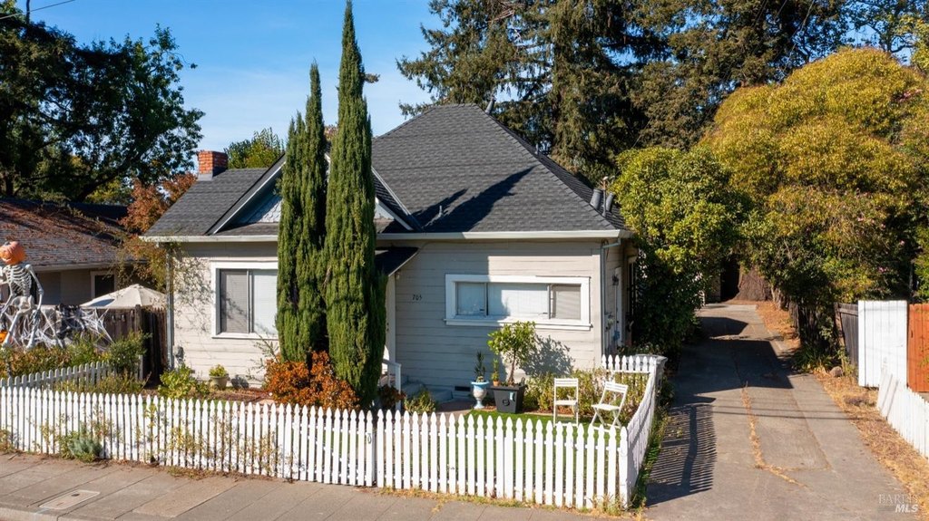 Santa Rosa, California, 95404, United States, ,Residential,Forsale,1952103