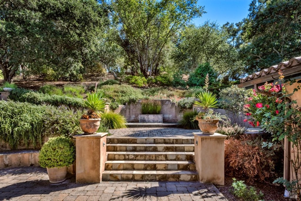 Santa Rosa, California, 95404, United States, 4 Bedrooms Bedrooms, ,4.5 BathroomsBathrooms,Residential,Forsale,1929185