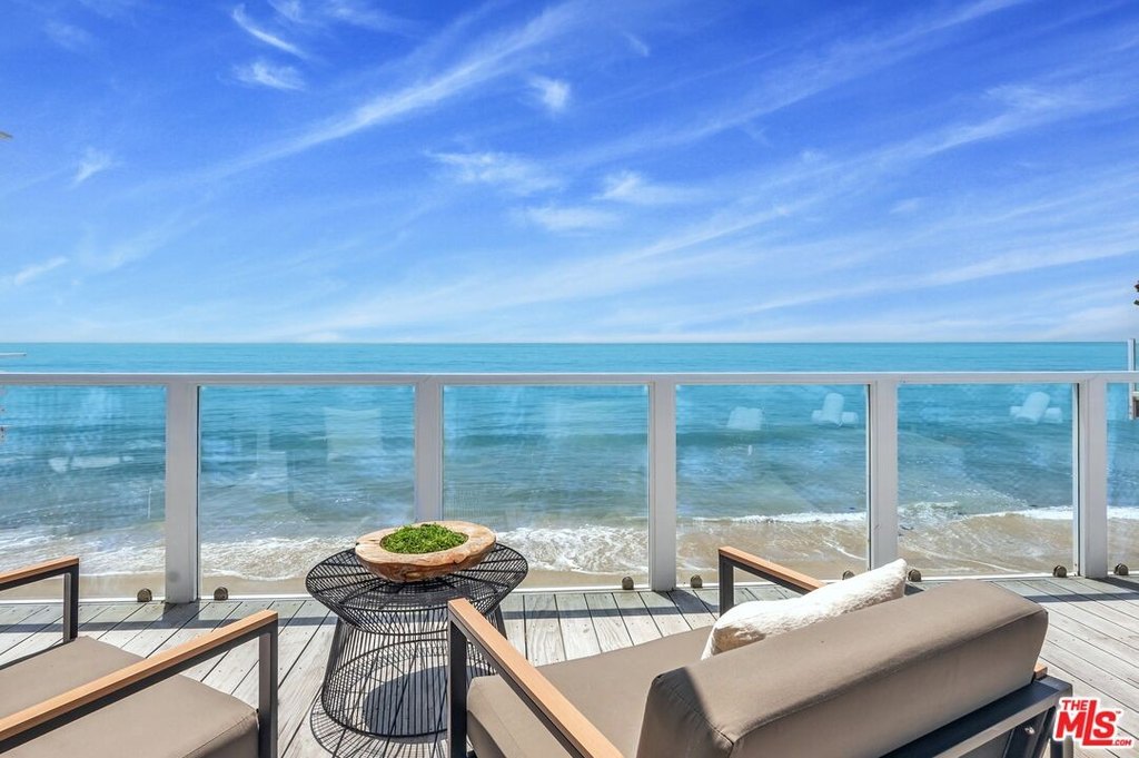 Malibu, California, 90265, United States, 3 Bedrooms Bedrooms, ,3 BathroomsBathrooms,Residential,Forsale,1922128
