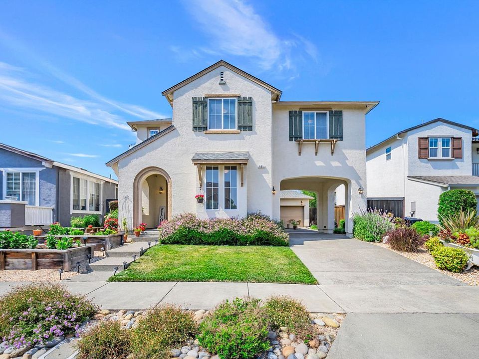Windsor, California, 95492, United States, 3 Bedrooms Bedrooms, ,3 BathroomsBathrooms,Residential,Forsale,1918904