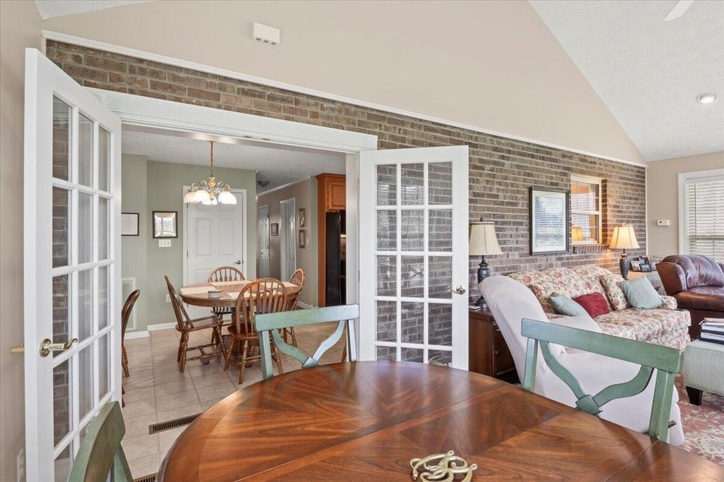 Jefferson City, Tennessee, 37760, United States, 4 Bedrooms Bedrooms, ,2.5 BathroomsBathrooms,Residential,Forsale,1919016