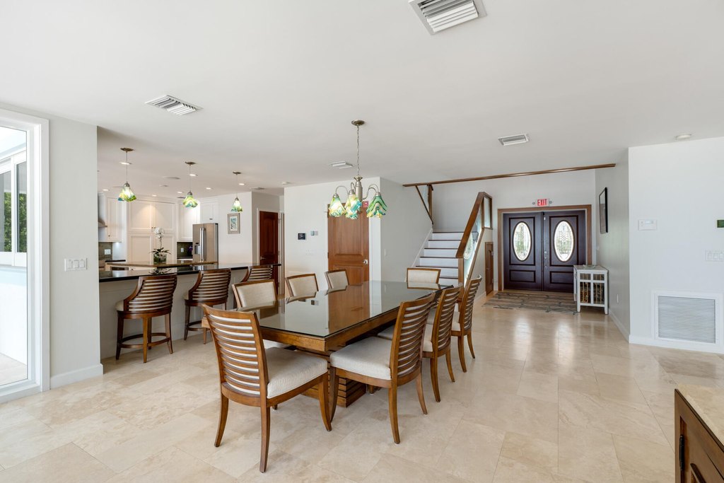 Lower Matecumbe, Florida, 33036, United States, 5 Bedrooms Bedrooms, ,6.5 BathroomsBathrooms,Residential,Forsale,1971976