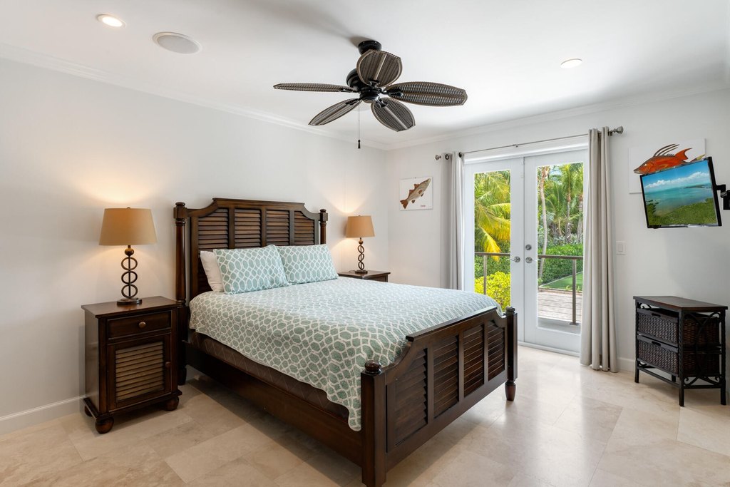 Lower Matecumbe, Florida, 33036, United States, 5 Bedrooms Bedrooms, ,6.5 BathroomsBathrooms,Residential,Forsale,1971976