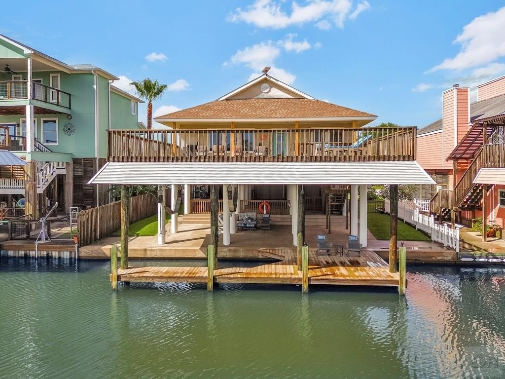 Tiki Island, Texas, 77554, United States, 2 Bedrooms Bedrooms, ,2.5 BathroomsBathrooms,Residential,Forsale,1953101