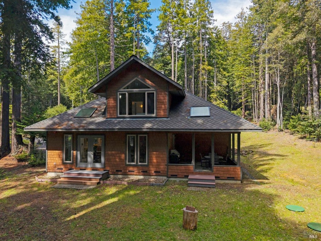 Jenner, California, 95450, United States, 2 Bedrooms Bedrooms, ,2.5 BathroomsBathrooms,Residential,Forsale,1918911