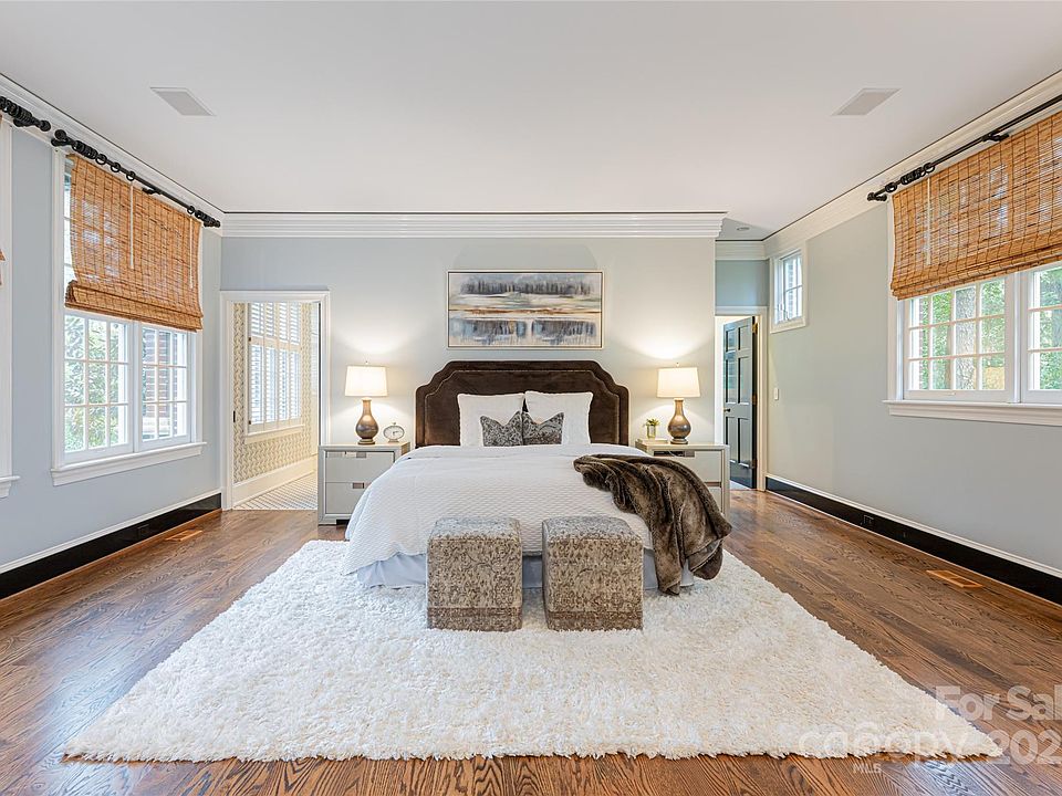 Asheville, North Carolina, 28803, United States, 7 Bedrooms Bedrooms, ,5 BathroomsBathrooms,Residential,Forsale,1886080