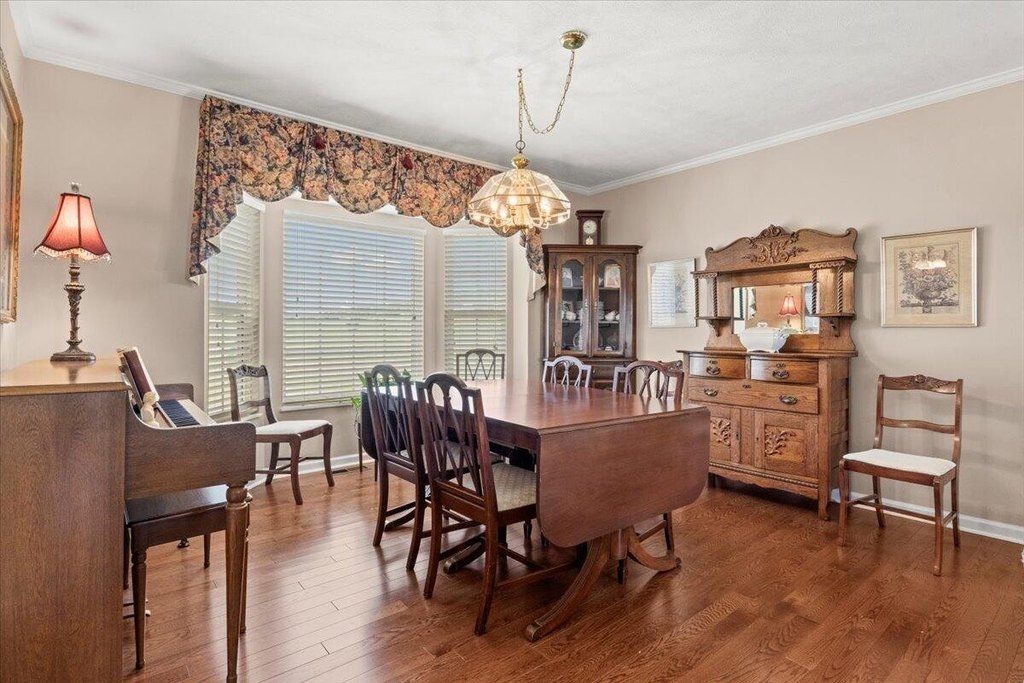 Jefferson City, Tennessee, 37760, United States, 4 Bedrooms Bedrooms, ,2.5 BathroomsBathrooms,Residential,Forsale,1919016