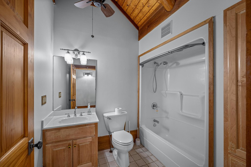Hollywood, Alabama, 35752, United States, 4 Bedrooms Bedrooms, ,2.5 BathroomsBathrooms,Residential,Forsale,1922209