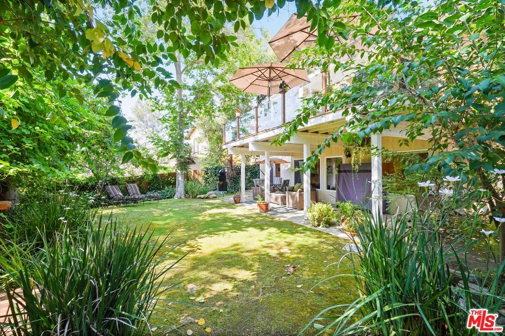 Calabasas, California, 91302, United States, 4 Bedrooms Bedrooms, ,3 BathroomsBathrooms,Residential,Forsale,1922115