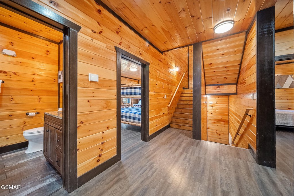 Pigeon Forge, Tennessee, 37863, United States, 12 Bedrooms Bedrooms, ,14 BathroomsBathrooms,Residential,Forsale,1942432