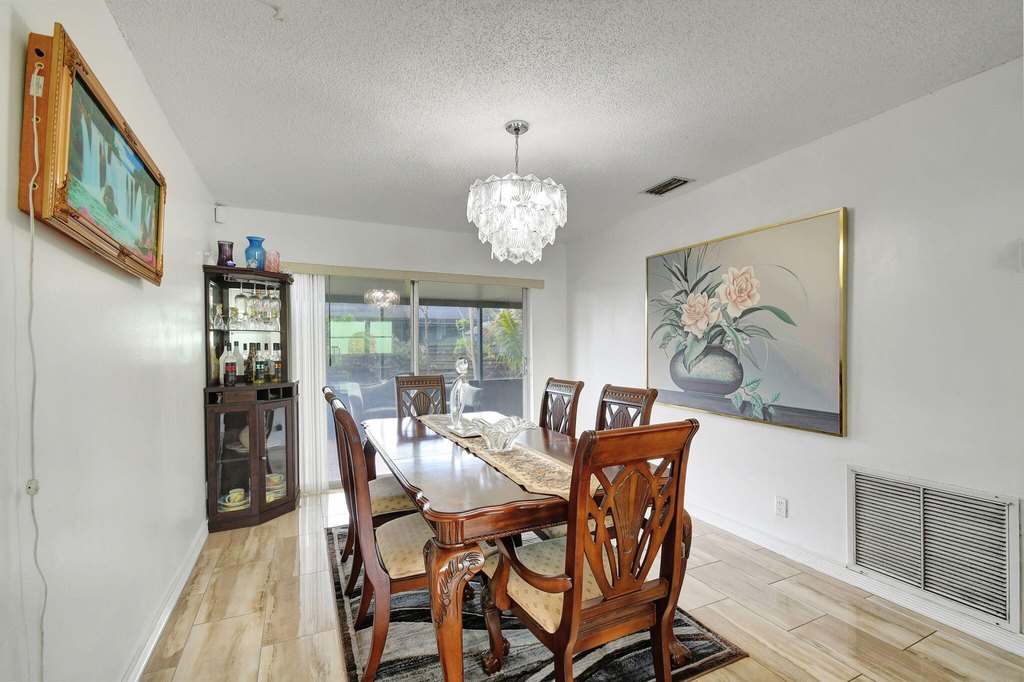 Boynton Beach, Florida, 33435, United States, 3 Bedrooms Bedrooms, ,2 BathroomsBathrooms,Residential,Forsale,1886558